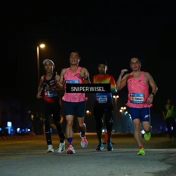 Runner Photo 8435818