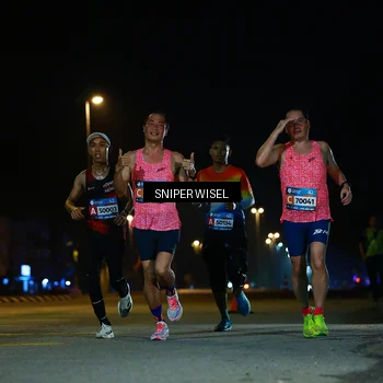 Runner Photo 8435820
