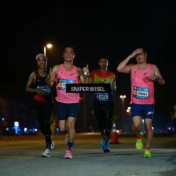 Runner Photo 8435825