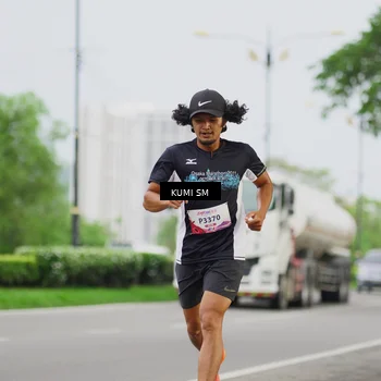 Runner Photo 8435826