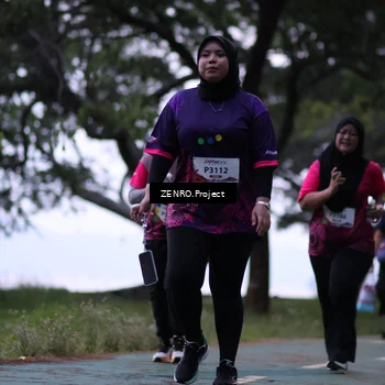Runner Photo 8435875