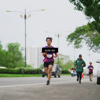 Runner Photo 8436000