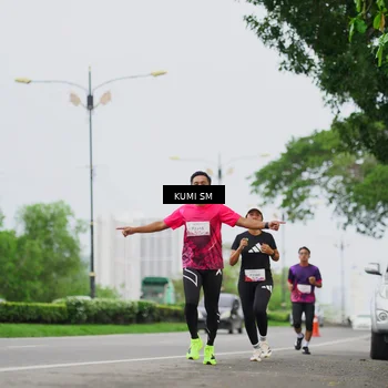Runner Photo 8436042