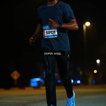 Runner Photo 8436053