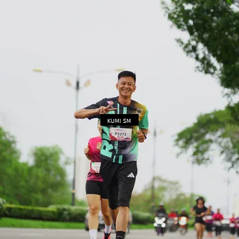 Runner Photo 8436129
