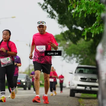 Runner Photo 8436171