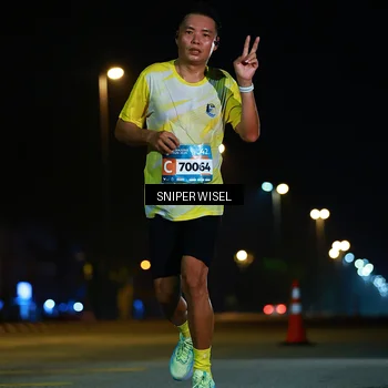 Runner Photo 8436172