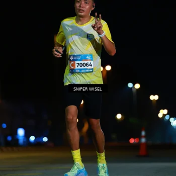 Runner Photo 8436174