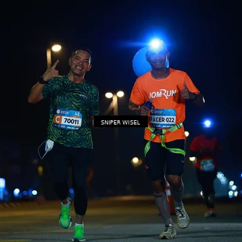 Runner Photo 8436263