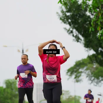 Runner Photo 8436302