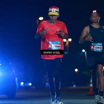 Runner Photo 8436373