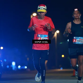Runner Photo 8436385