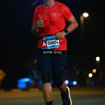 Runner Photo 8436503