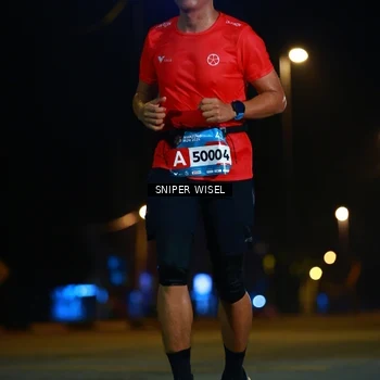 Runner Photo 8436505