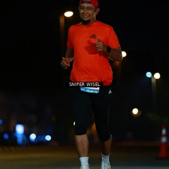 Runner Photo 8436509