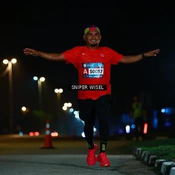 Runner Photo 8436541