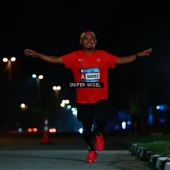 Runner Photo 8436549