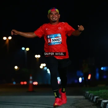Runner Photo 8436553