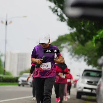 Runner Photo 8436599