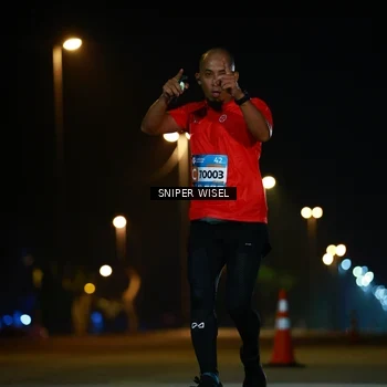 Runner Photo 8436654