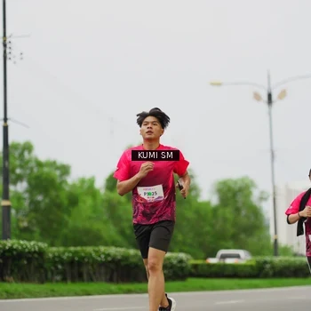 Runner Photo 8436673