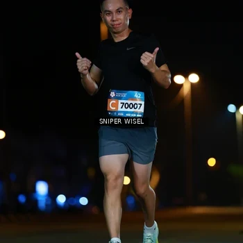 Runner Photo 8436703