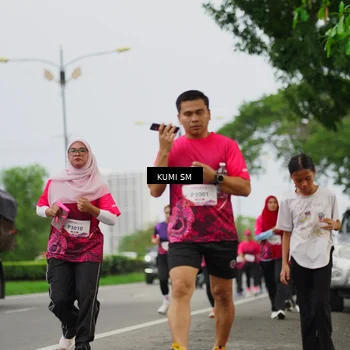Runner Photo 8436727
