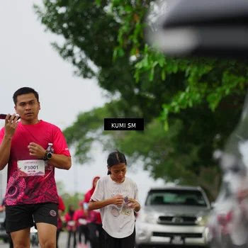 Runner Photo 8436736