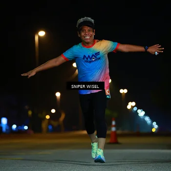 Runner Photo 8436753
