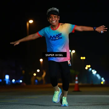 Runner Photo 8436755