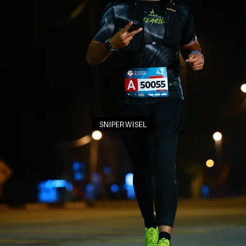 Runner Photo 8436826