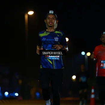 Runner Photo 8436829