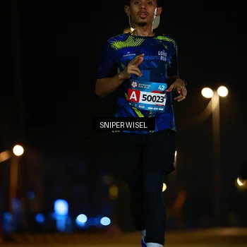 Runner Photo 8436842
