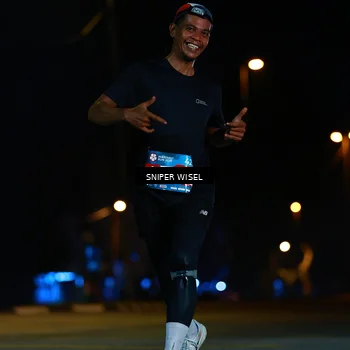 Runner Photo 8436908