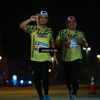 Runner Photo 8437000