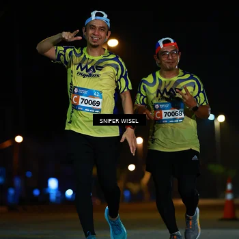 Runner Photo 8437010