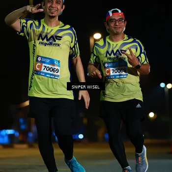 Runner Photo 8437031