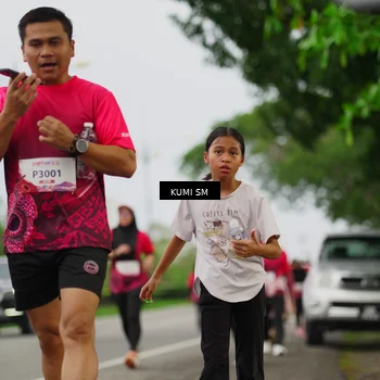 Runner Photo 8437058