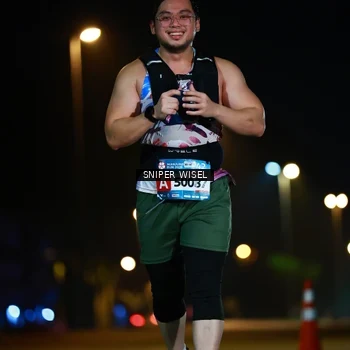 Runner Photo 8437275