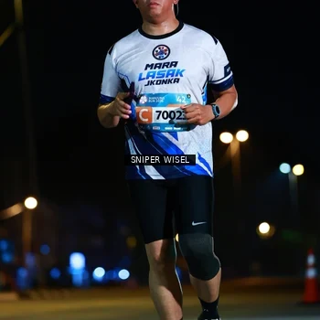 Runner Photo 8437293