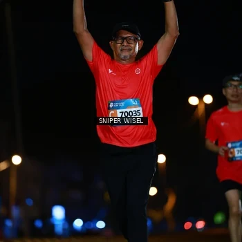 Runner Photo 8437304