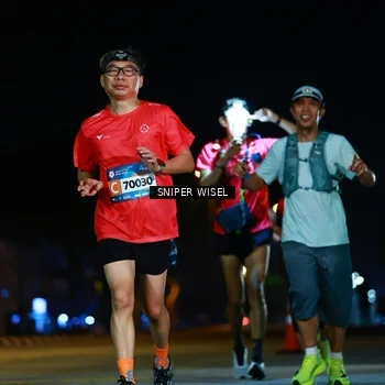 Runner Photo 8437306