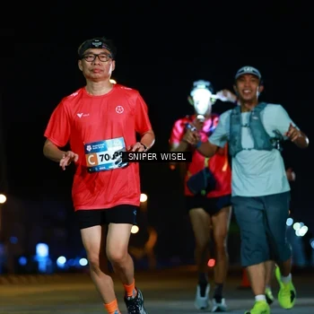 Runner Photo 8437310