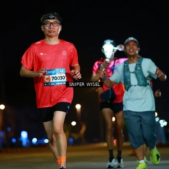 Runner Photo 8437312