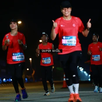 Runner Photo 8437391