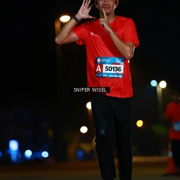 Runner Photo 8437413