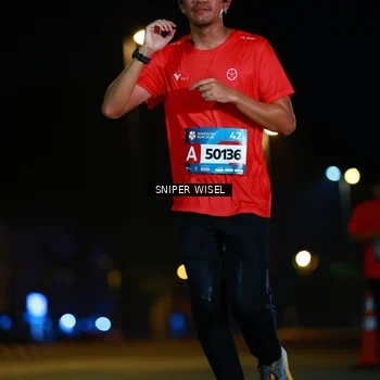 Runner Photo 8437417