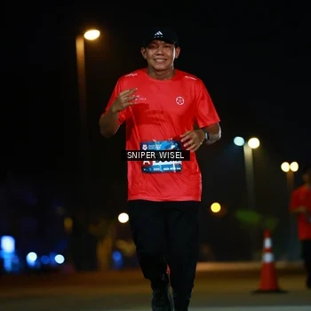 Runner Photo 8437428
