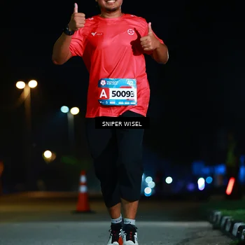 Runner Photo 8437575