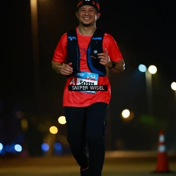 Runner Photo 8437913